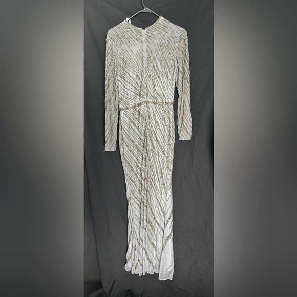 Mac Duggal 5240 NWT Long Sleeve Beaded Column Gown - Picture 5 of 14